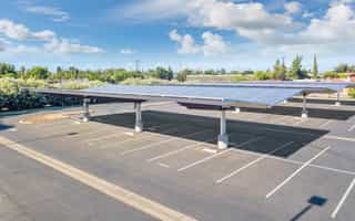 Coatinc US team discussing coating benefits